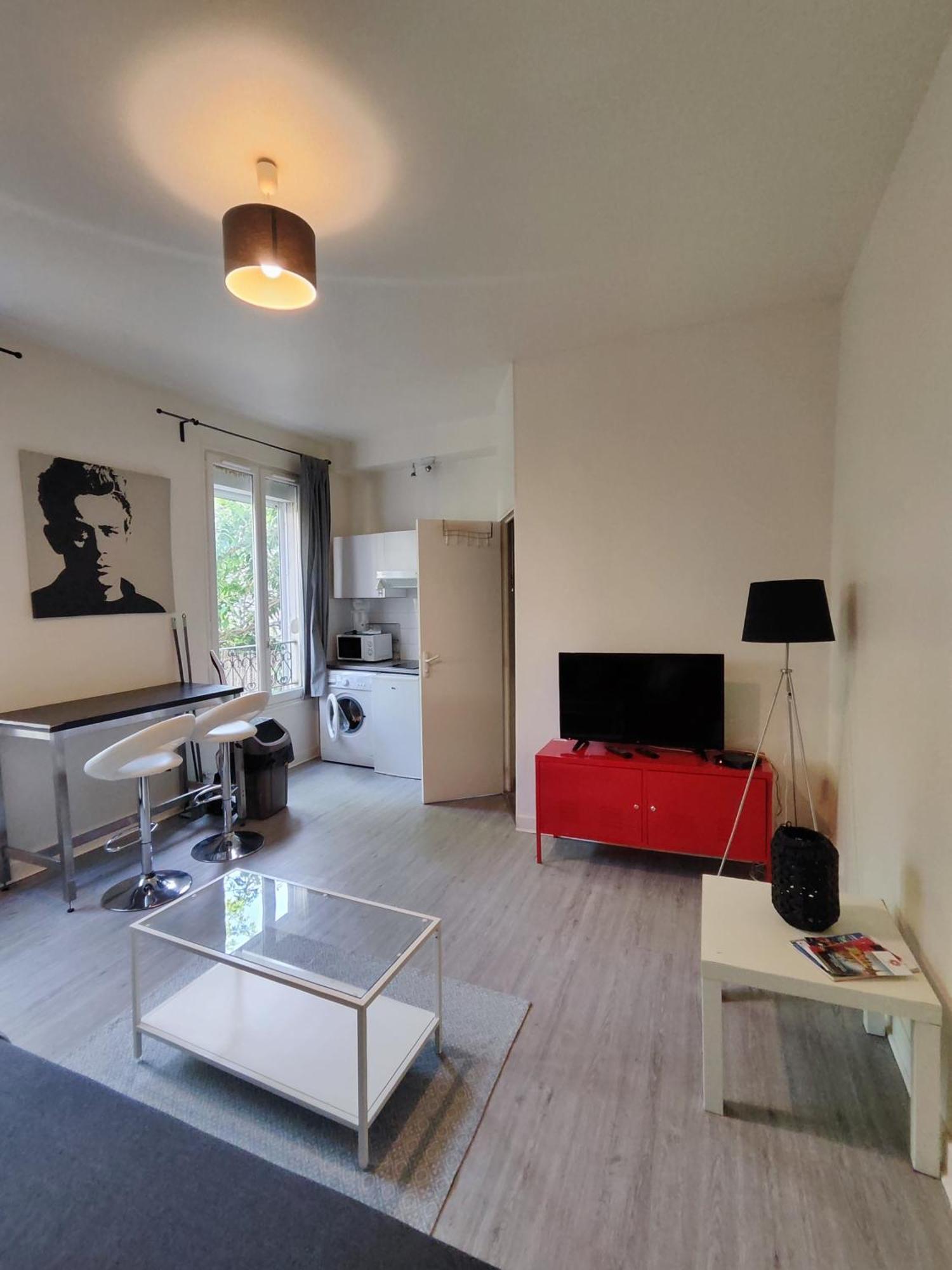Charming Parisian studio! Ivry-sur-Seine Ruang foto