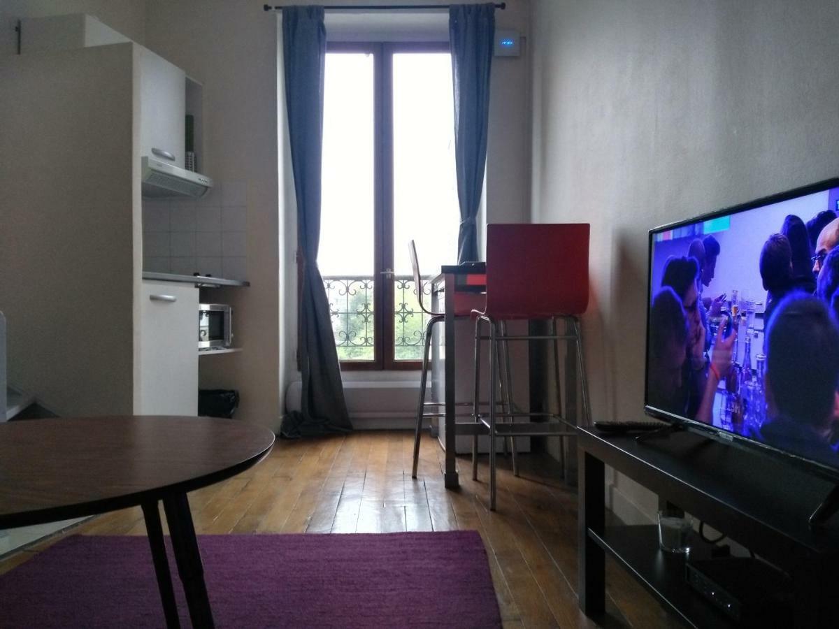 Charming Parisian studio! Ivry-sur-Seine Bagian luar foto