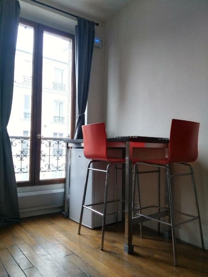 Charming Parisian studio! Ivry-sur-Seine Bagian luar foto