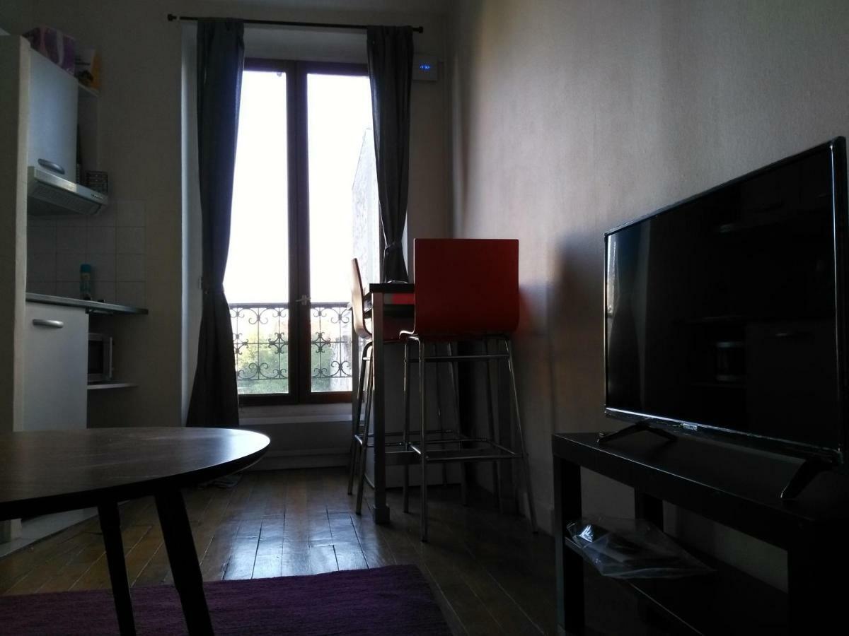 Charming Parisian studio! Ivry-sur-Seine Bagian luar foto